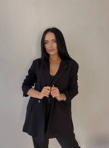 милая девушка Victoria