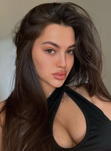 сексуальная невеста Lika