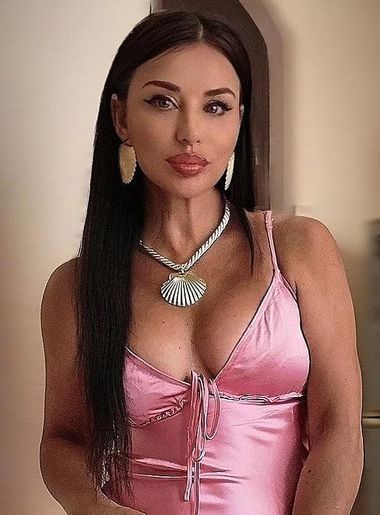 милая девушка Svetlana