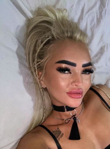 милая девушка Alena