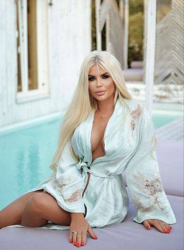 милая девушка Yanochka