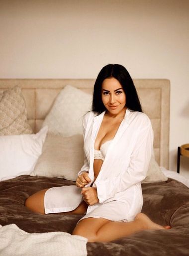 одинокая красотка Anastasia