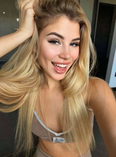 милая девушка Bunny