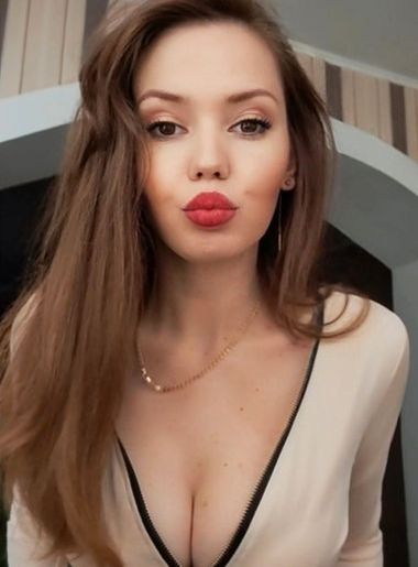 одинокая красотка Natalia