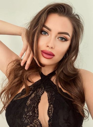 милая девушка Inna