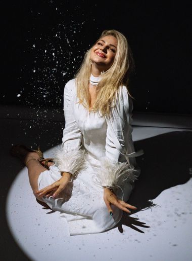 одинокая красотка Kate