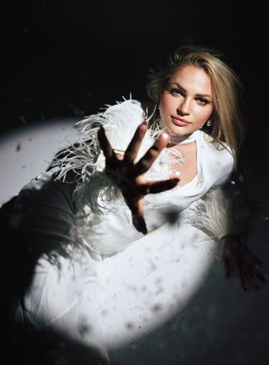 одинокая красотка Kate