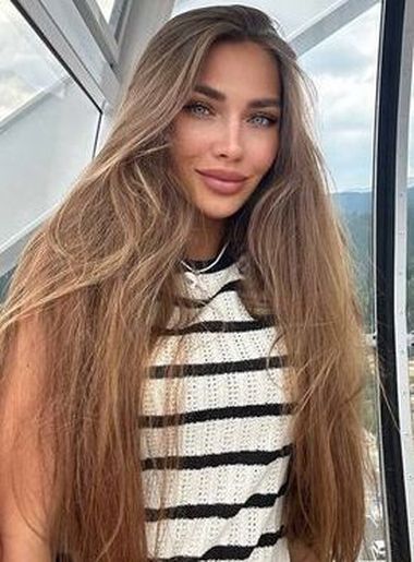 сексуальная невеста Alina