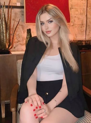 сексуальная невеста Strawberry