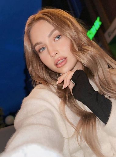 Dreamer, Умань, Украина, одинокая красотка