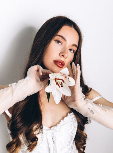 сексуальная невеста Veronika