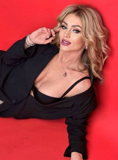 милая девушка Mila