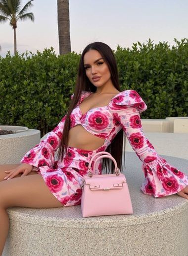 сексуальная невеста Tanya