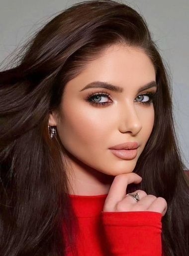 милая девушка Waterfall