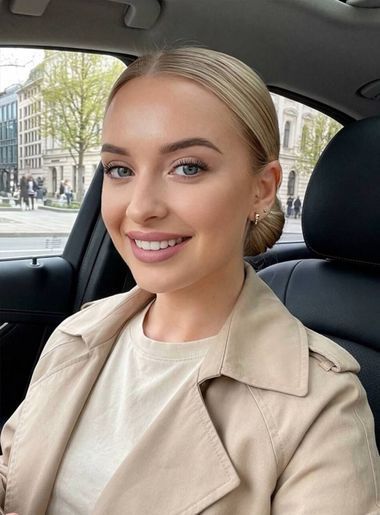 милая девушка Karina