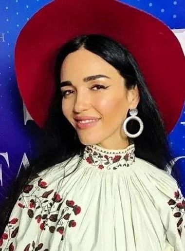 одинокая красотка Svetlana