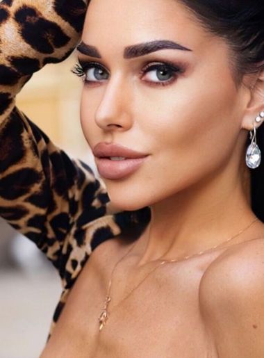 милая девушка Alena