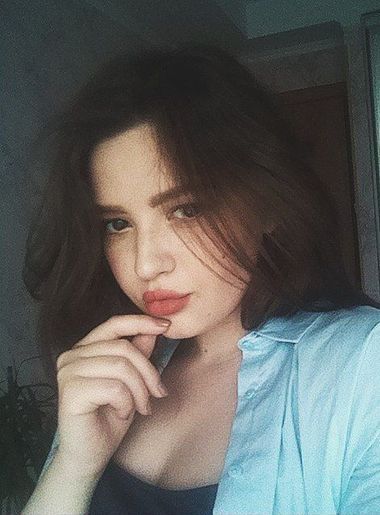 милая девушка Juliya