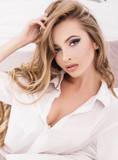 милая девушка Sweetcandy