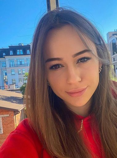 одинокая красотка Sweet Tanya