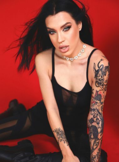 одинокая красотка Irina