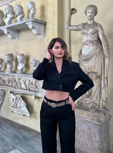 милая девушка Anna