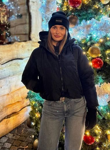 милая девушка Anna