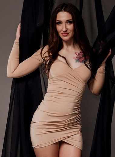 милая девушка CherryMary