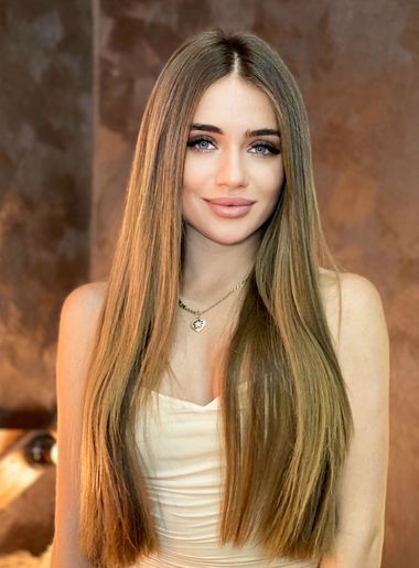 одинокая красотка Anna