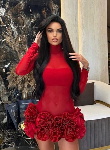 одинокая красотка Ulyana