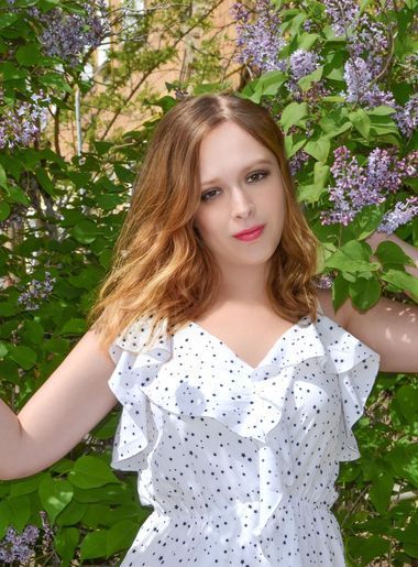 милая девушка Luda