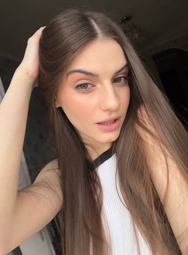 милая девушка Marri